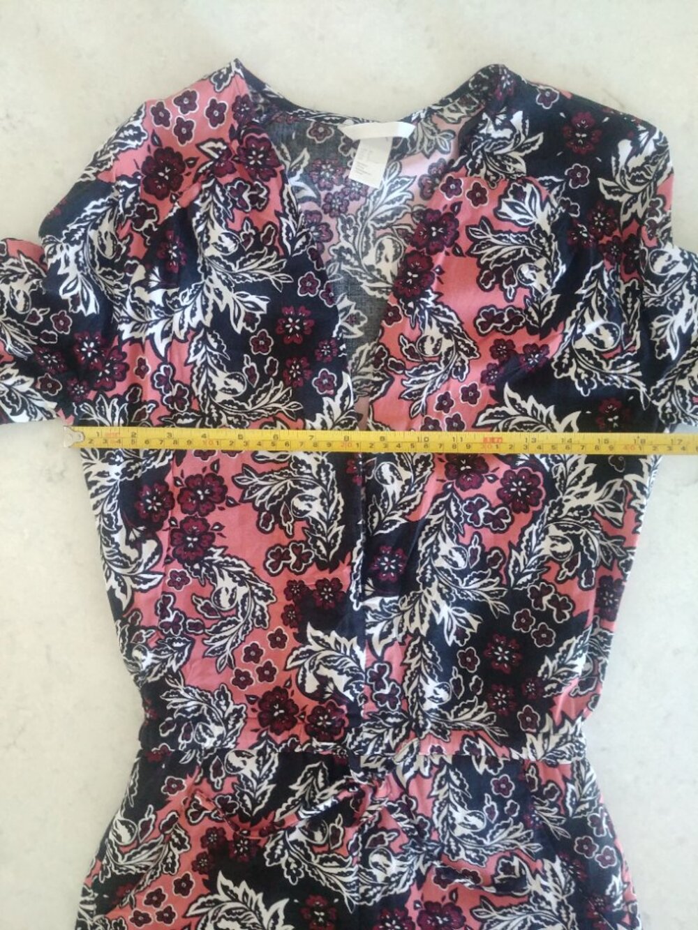 100% viscose lightweight romper size 4 pink with black and white - Picture 14 of 14